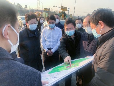 内江市委副书记、市长郑莉到意昂2官网连界基地调研疫情防控及经济发展工作